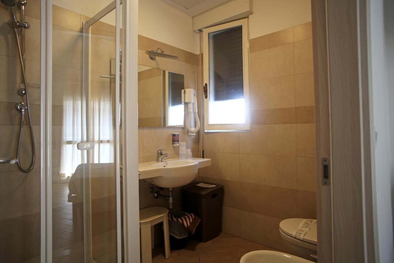 Hotel Selene Milano Marittima Exterior photo