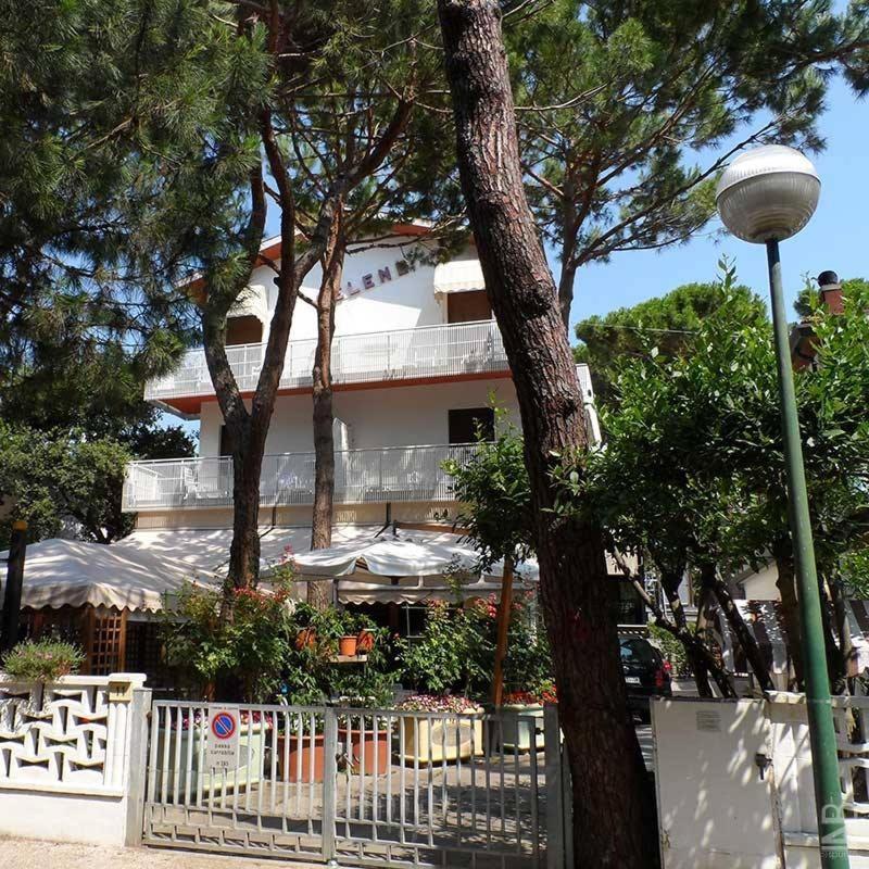 Hotel Selene Milano Marittima Exterior photo